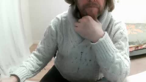 Saltimbanquier  Salt  ou  Banquier  online show from February 17, 11:02 am