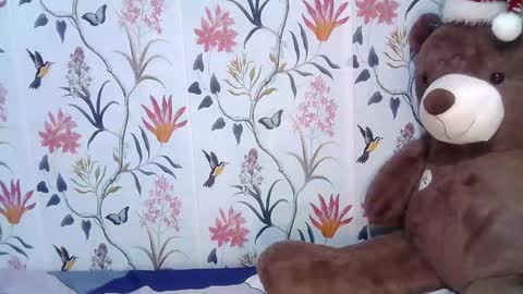 Ask me  online show from November 4, 5:58 pm