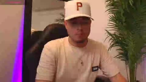 Salvatore  online show from September 29, 10:09 pm