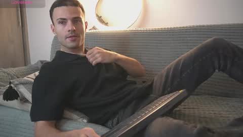 Esteban online show from November 20, 1:04 am