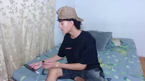 sam__cute online show from November 25, 1:04 am