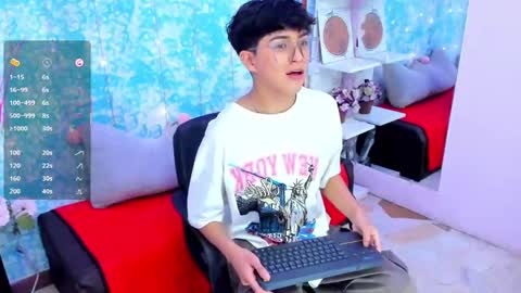 Sam online show from October 7, 11:01 pm