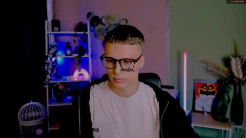 Sam online show from September 22, 6:50 am