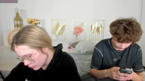 Sam online show from October 17, 11:36 am