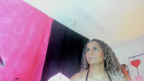  Samanthasmile  online show from February 8, 11:22 am