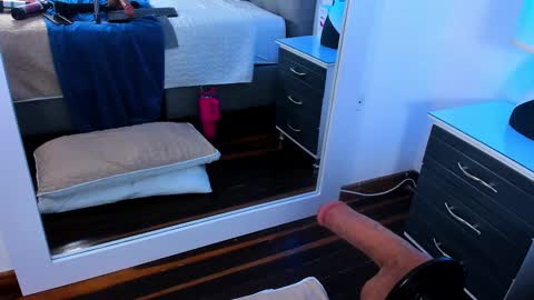 Samantha Vega online show from March 7, 8:33 pm