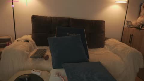 samantha online show from April 28, 2:27 am