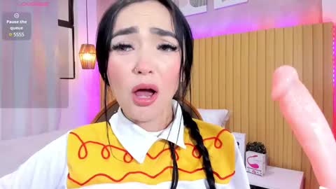  SAMANTHA online show from December 22, 5:21 pm