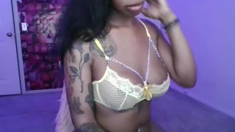 Snapshot of samanthaporsha chatting on March 6, 12:54 am samanthaporsha online show from March 6, 12:54 am