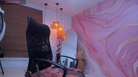 Samantharoseee  online show from November 8, 1:47 pm