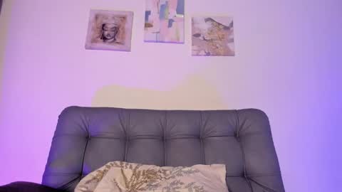 Samara is my name a pleasure delighted that you are here leave your thumb up it is important to me online show from March 5, 2:46 am