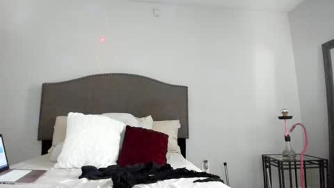 Yaya online show from October 9, 1:44 am