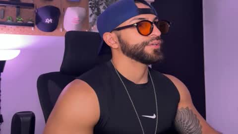 Sam Dornan online show from April 21, 2:51 am