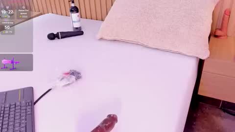 Sami and Lee online show from October 7, 8:16 pm