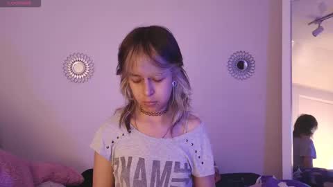 saminthezone online show from March 10, 9:02 am