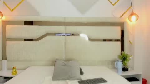 Sammi online show from April 8, 4:48 am