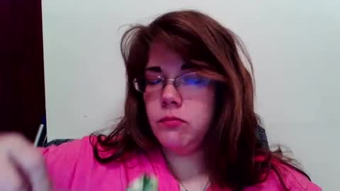 Snapshot of sammy_lyn chatting on September 17, 6:11 pm Sam online show from September 17, 6:11 pm