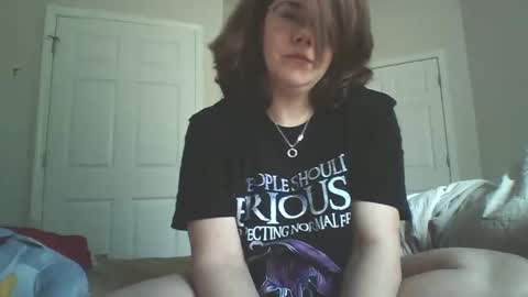 Snapshot of sammy_lyn chatting on February 19, 4:55 pm Sam online show from February 19, 4:55 pm