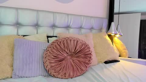 Axel online show from March 9, 10:30 pm