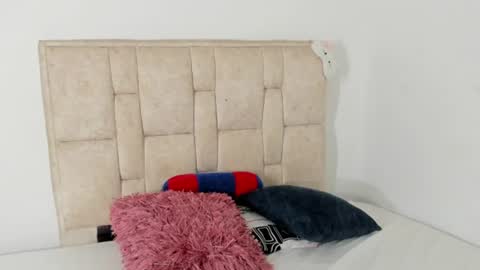 Sammy Sam Samantha online show from June 10, 9:46 pm