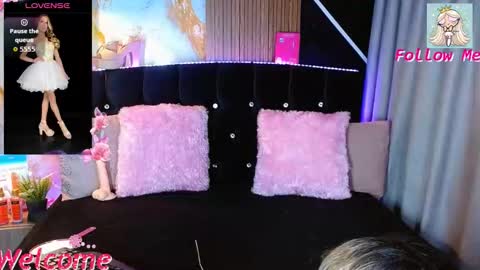 Snapshot of sammylittle_ chatting on September 21, 8:02 pm sammylittle_ online show from September 21, 8:02 pm