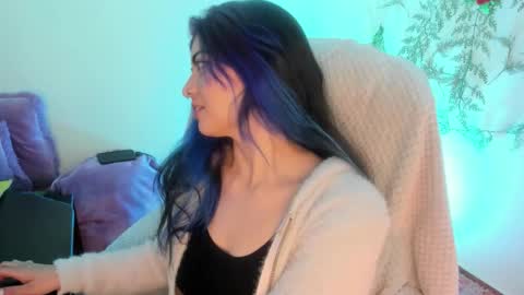   online show from November 7, 7:22 am