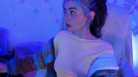 Snapshot of sammysammy_ chatting on March 7, 1:09 am   online show from March 7, 1:09 am
