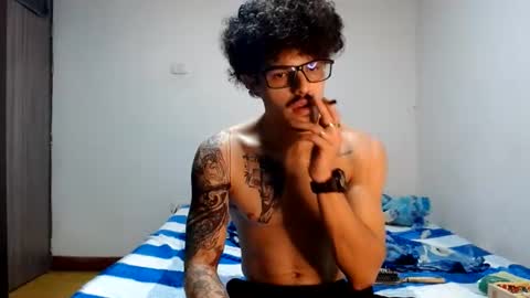 sammy model independiente online show from June 12, 6:56 am