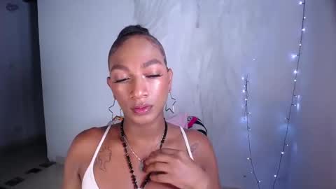 Samy doll online show from April 4, 1:01 am