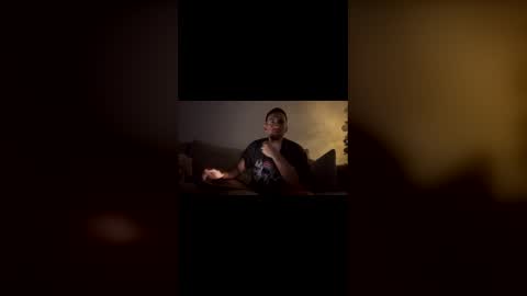 samsmith06 online show from December 18, 6:25 pm