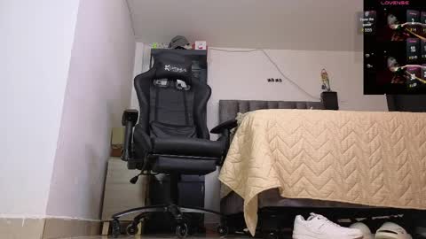  Samuel Coopper  online show from April 1, 8:50 pm