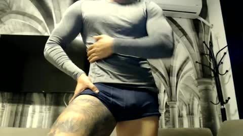 Sanchez Erik online show from June 25, 10:15 pm