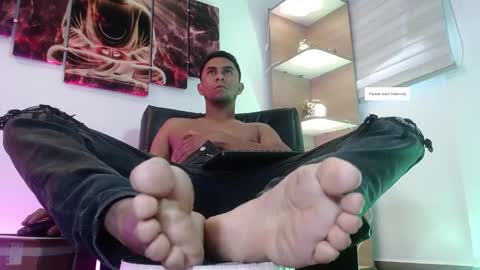 Sander online show from October 31, 7:58 pm