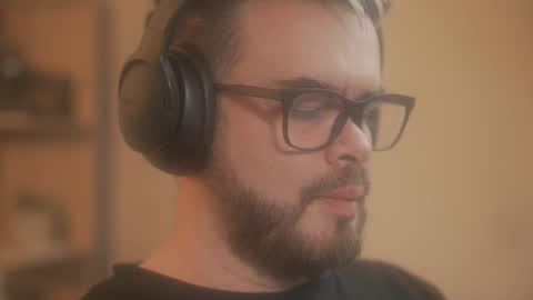 Sanders online show from March 10, 4:39 am