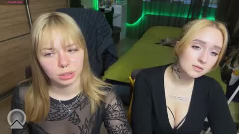 sandra dimonds online show from March 4, 3:31 pm