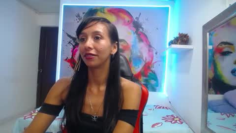 sandra  online show from March 29, 8:38 am