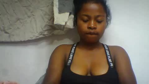 sandraalyd online show from July 16, 11:13 am