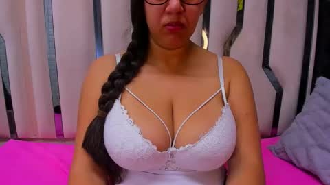 sandraclarkx69 online show from February 28, 1:59 pm