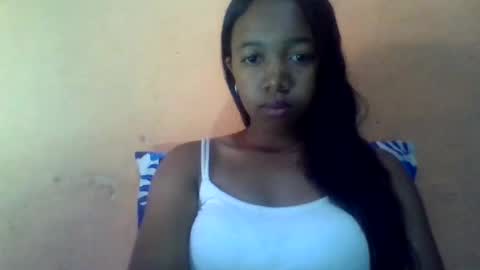 sandriana26 online show from March 27, 6:08 am