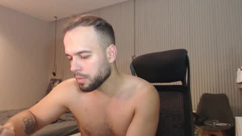 DeAlex online show from October 26, 7:13 pm