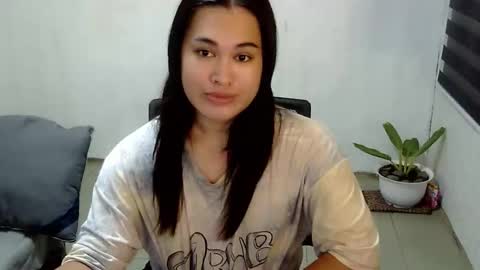 Snapshot of sangre_danaya chatting on October 19, 6:40 am DANAYA online show from October 19, 6:40 am