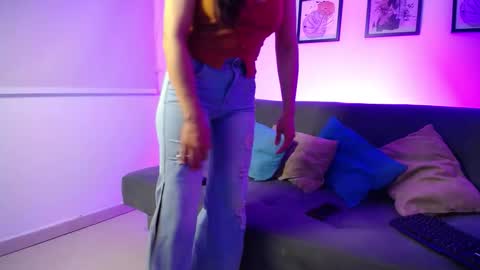 Sansa Stark online show from November 20, 10:07 pm