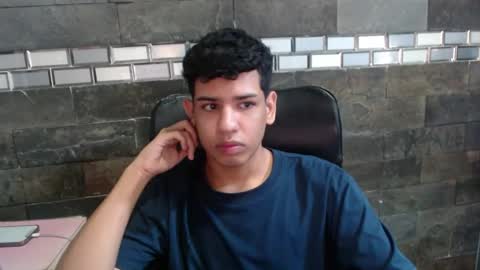 santi online show from November 20, 2:43 am