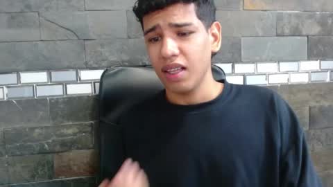 santi online show from November 22, 2:54 am