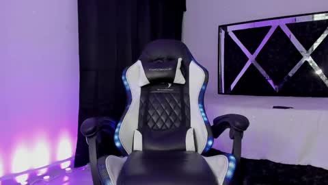 Santi Reyes online show from December 18, 9:04 am