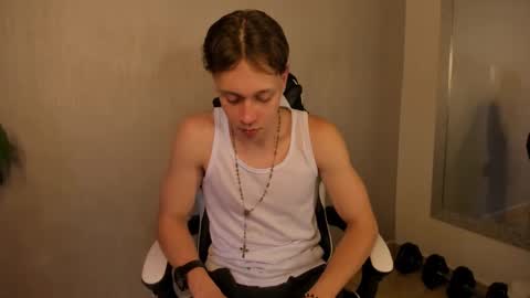 Julius Novachrono  online show from September 21, 8:13 pm