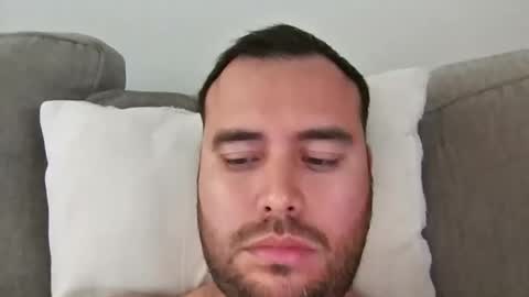 Thiago.... online show from April 25, 8:06 pm