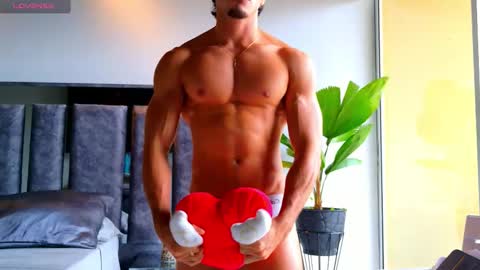 Santiago Seans online show from February 13, 3:37 pm