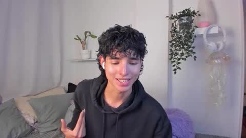 kitty online show from February 11, 12:36 am