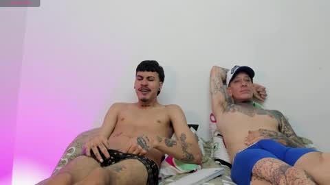 santy_of1 online show from June 4, 3:18 pm